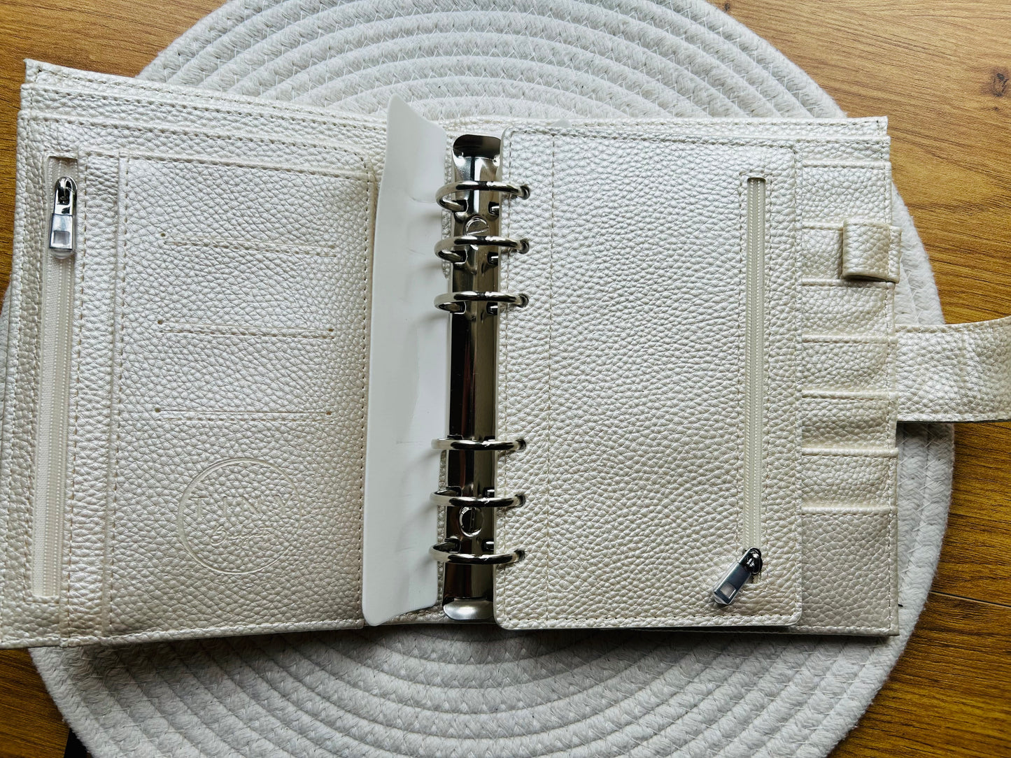 A6 Premium Deluxe Binder