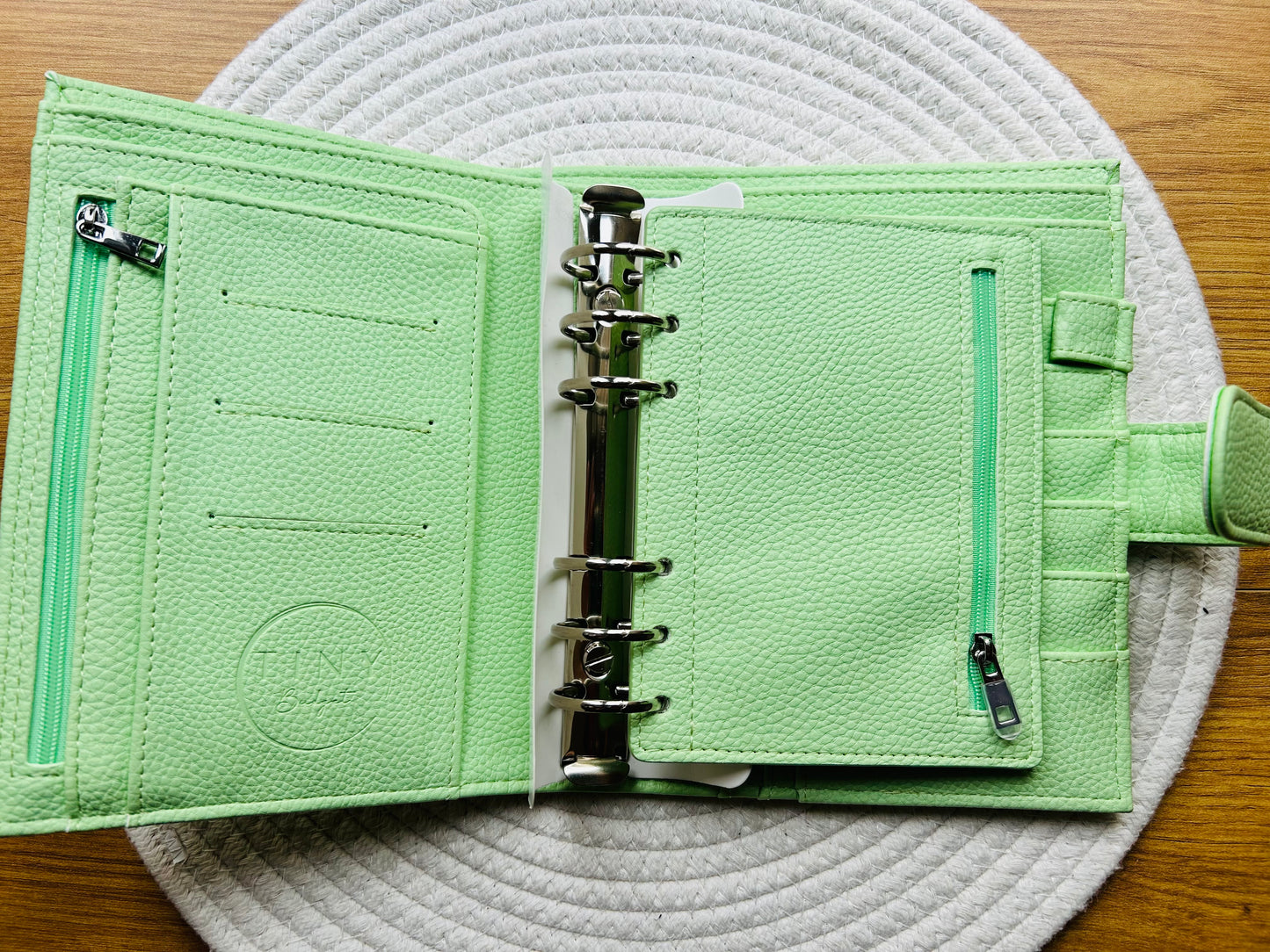 A6 Premium Deluxe Binder